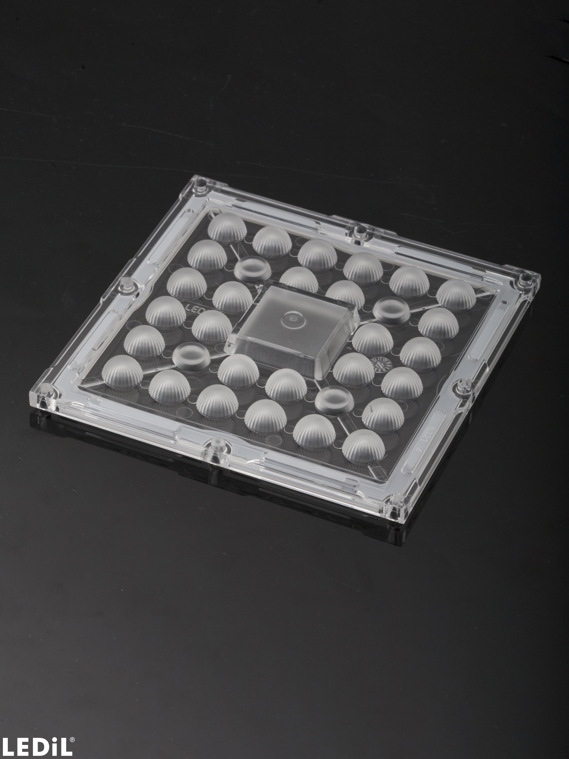 Lens Ledil CS16330_STRADELLA-IP-28-HB-W-PC