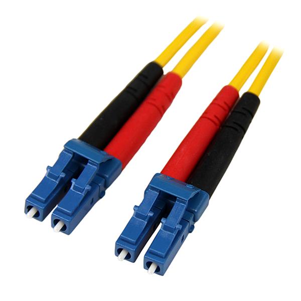 Startech.com SMFIBLCLC7 7m Fiber Optic Cable - Single-Mode Duplex 9/125 - LSZH - LC/LC - OS1 - LC to LC Fiber Patch Cable (SMFIBLCLC7)
