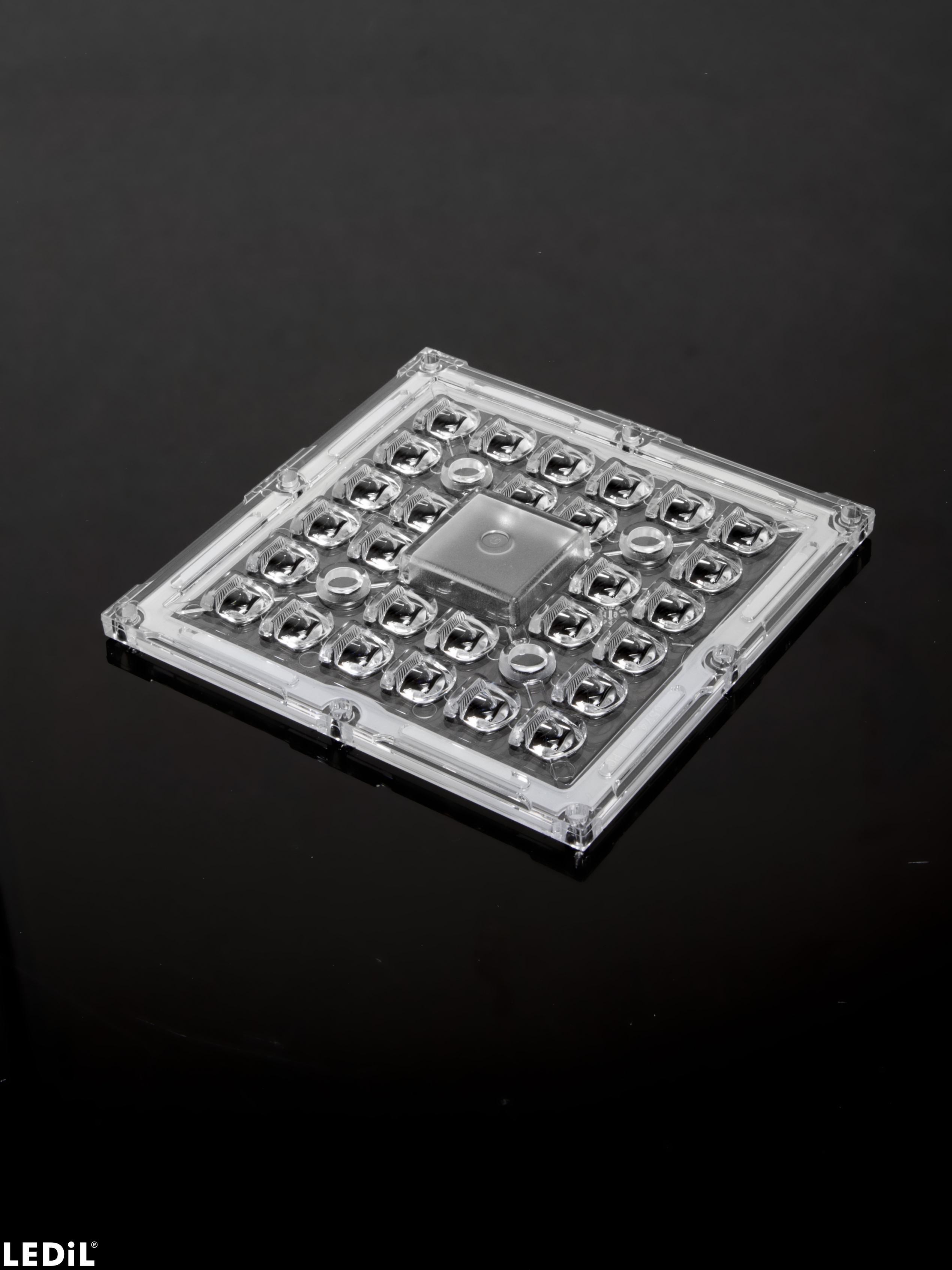 Lens Ledil CS16582_STRADELLA-IP-28-T4B-PC