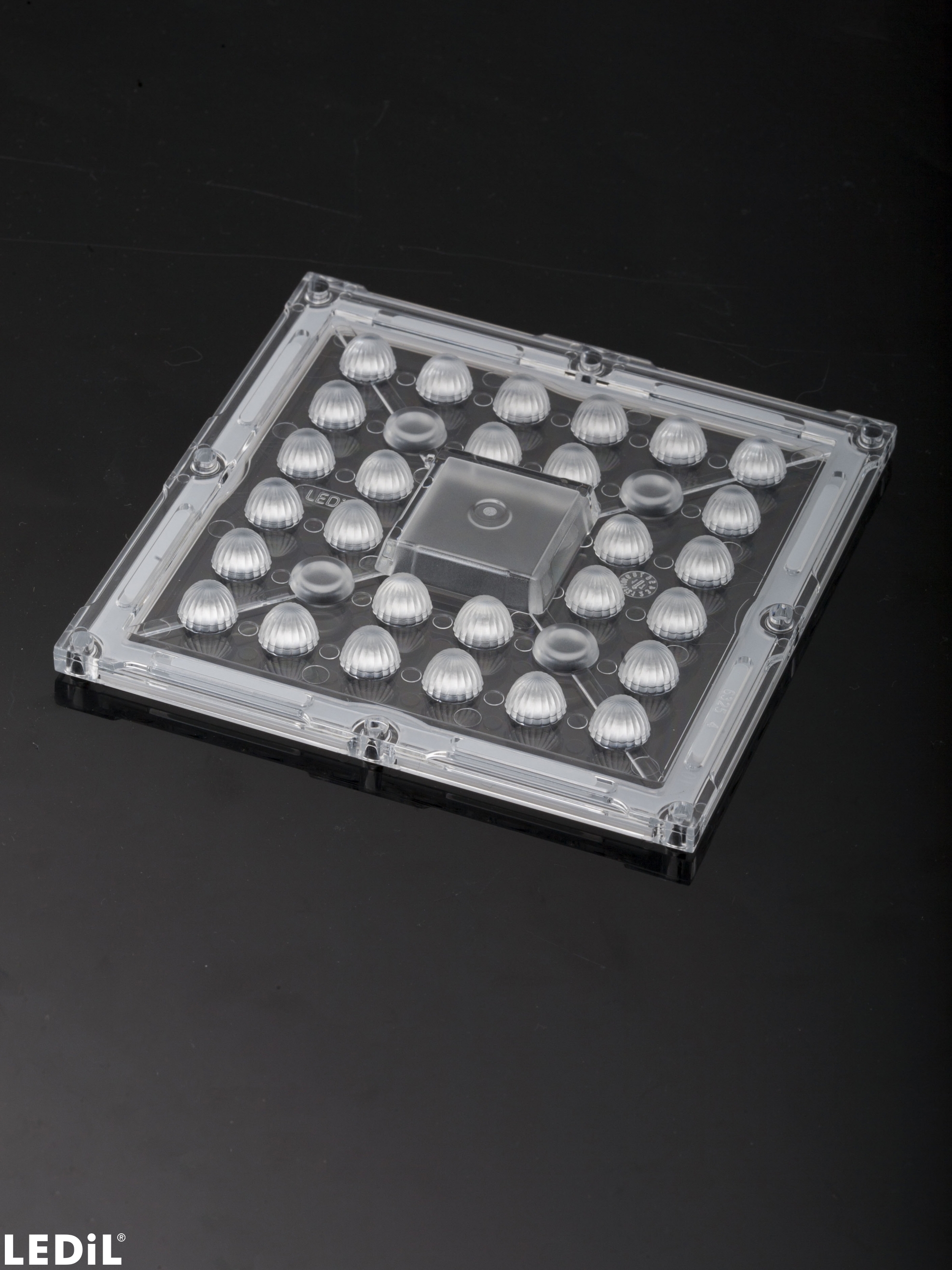 Lens Ledil CS16328_STRADELLA-IP-28-HB-S-PC